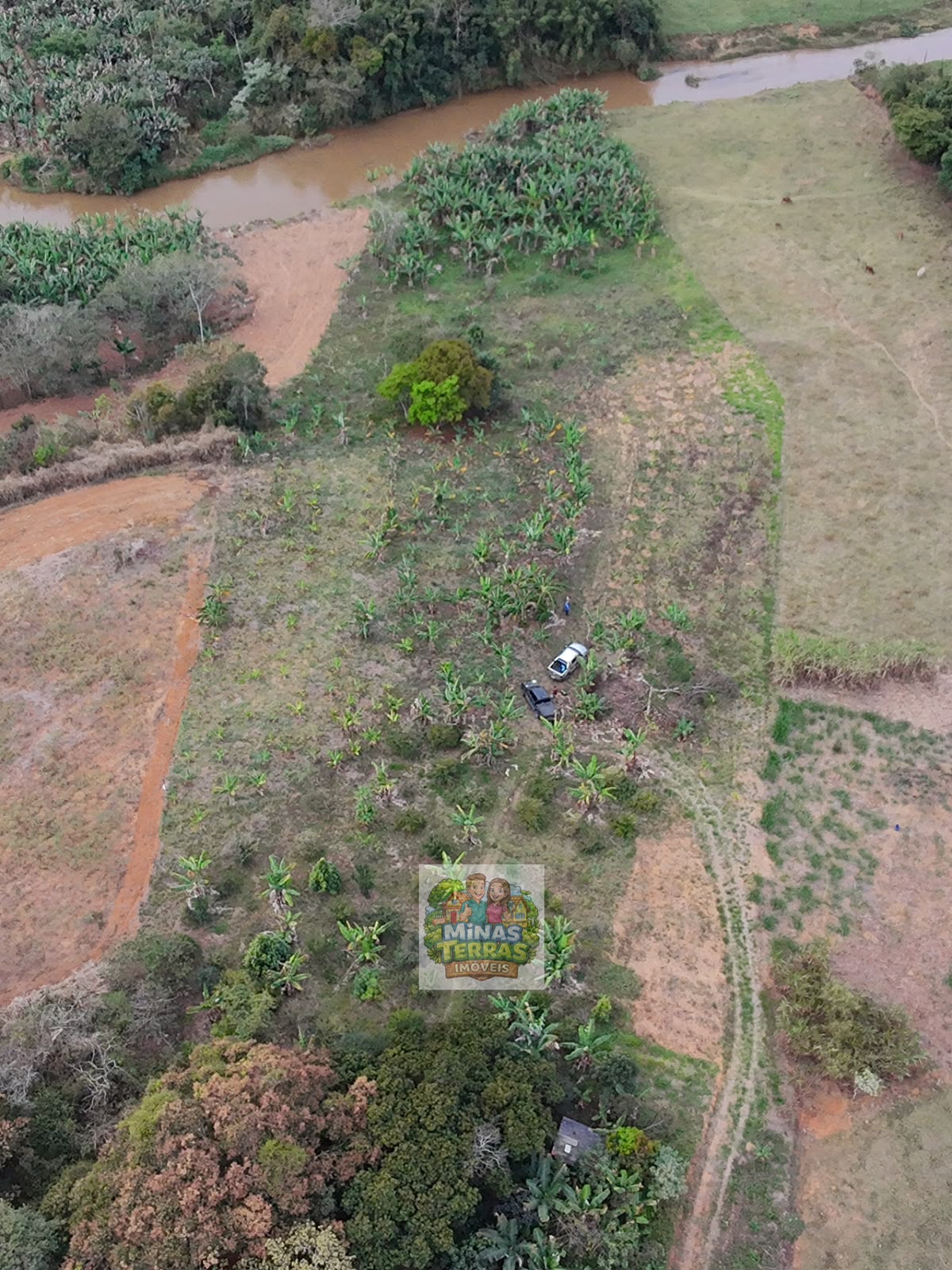Sítio em Piau — 1,3 hectares a 2 km do centro — foto 4